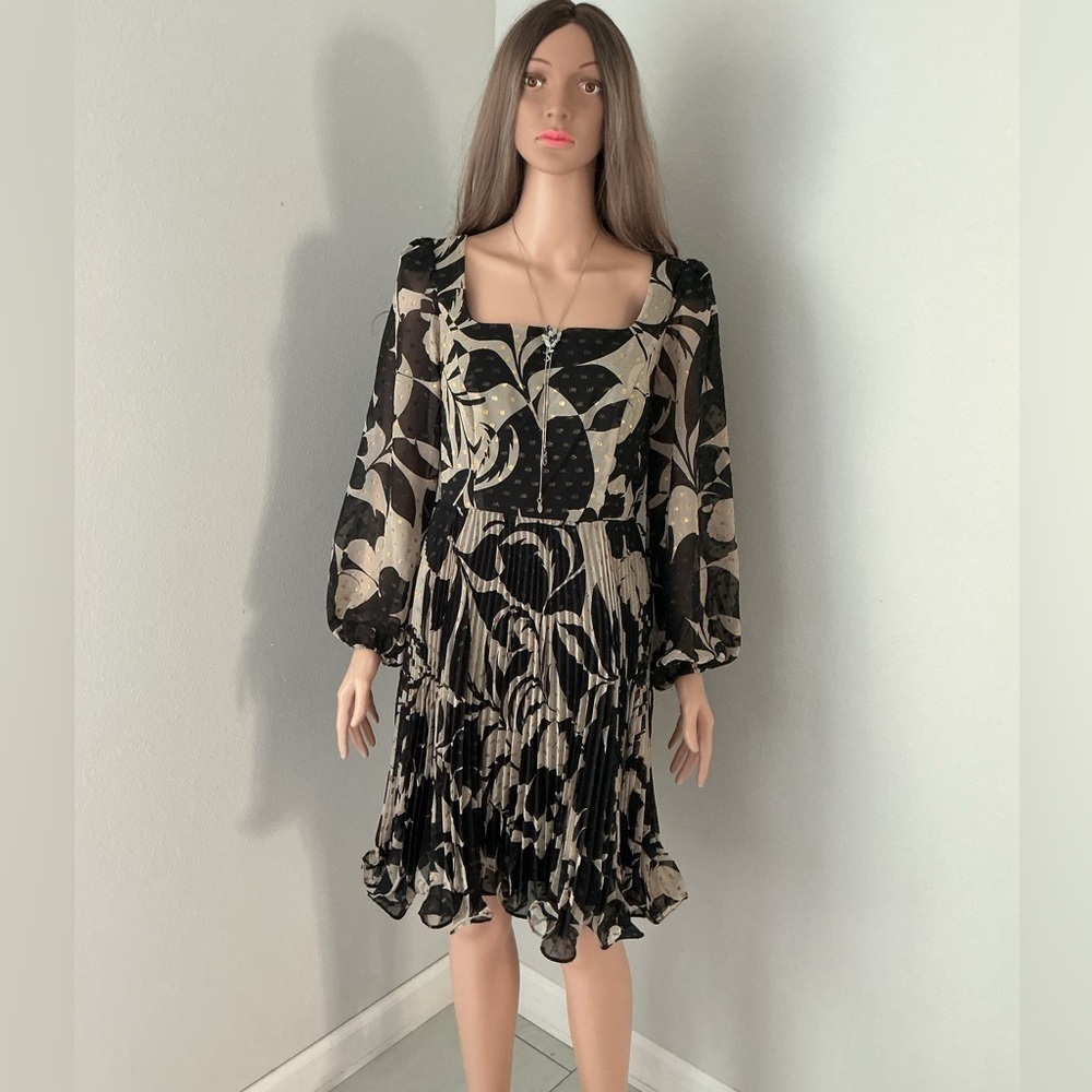 Taylor Petite Printed Clip-Dot A-Line Dress, Sand black, SIZE 6